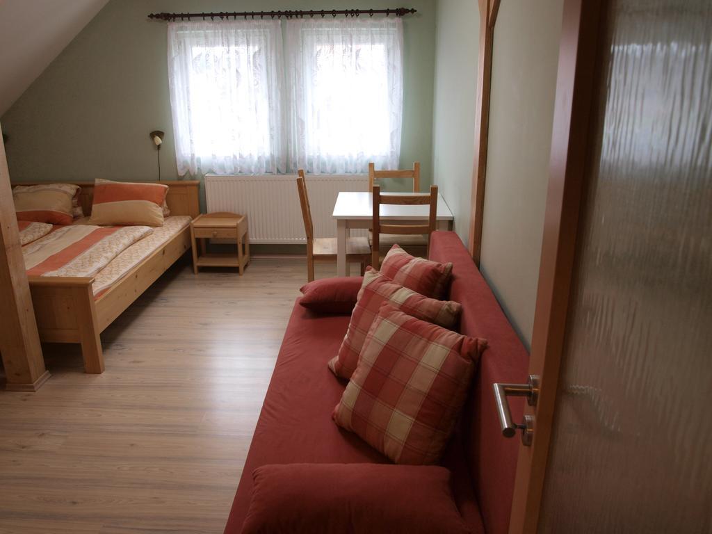 Apartments Viktoria Klinovec Kovářská Eksteriør billede